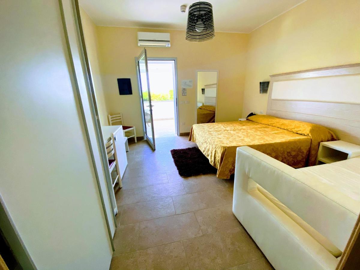 Hotel Sole LMP Kültér fotó